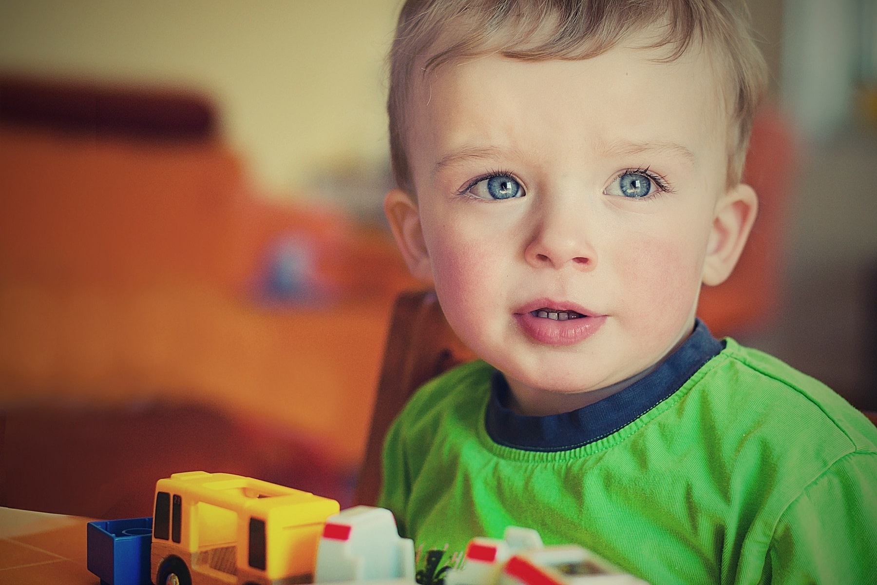 8 Ways To Tell Your Toddler “No” Without Actually Saying It